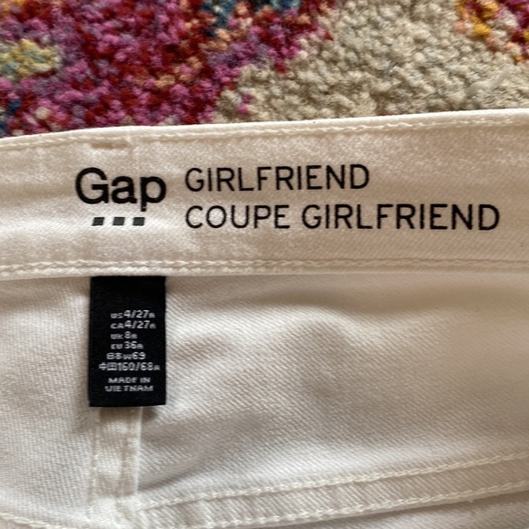 Gap Girlfriend Cut White Denim - Picture 3 of 5